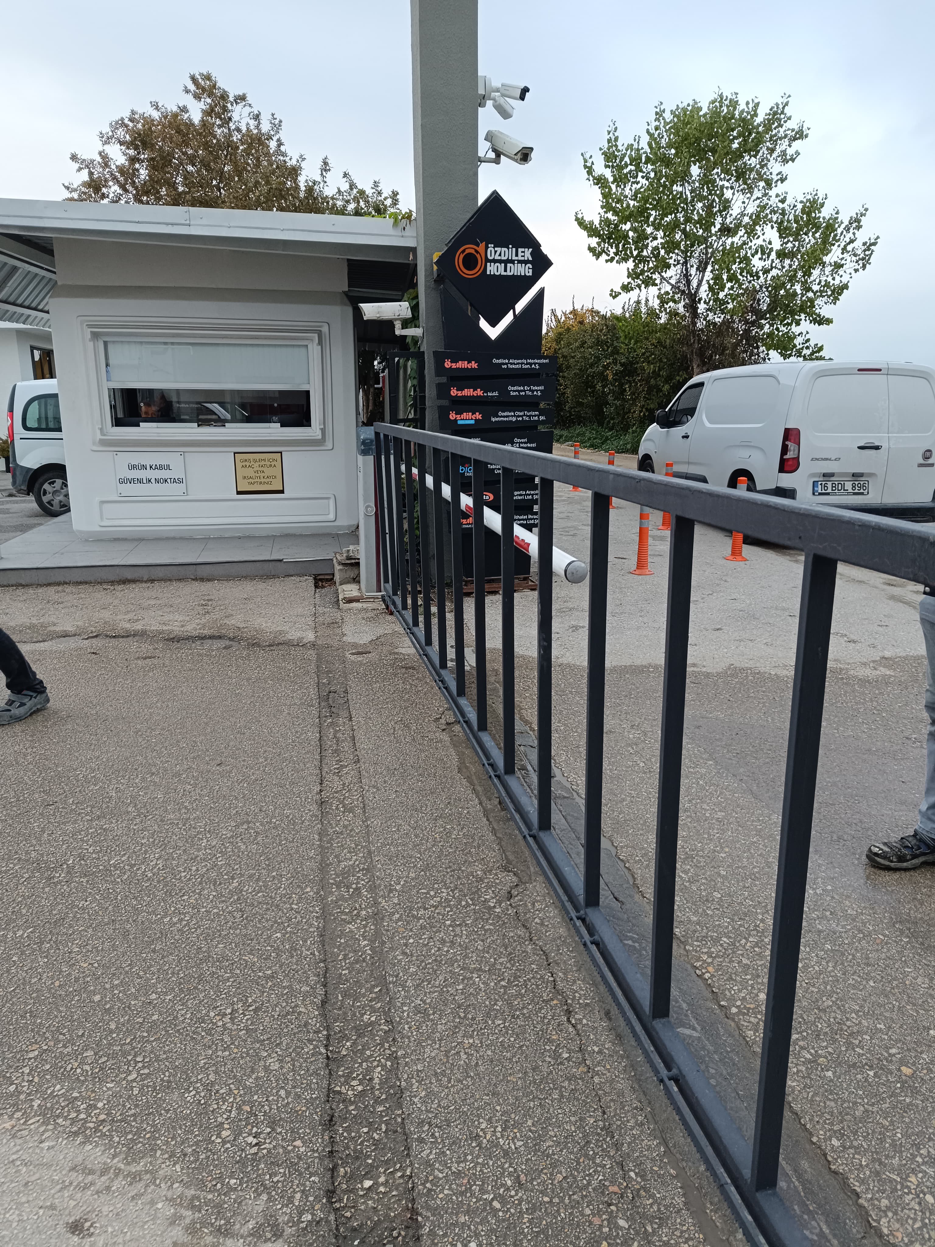 Ferforje Uçan Kapı